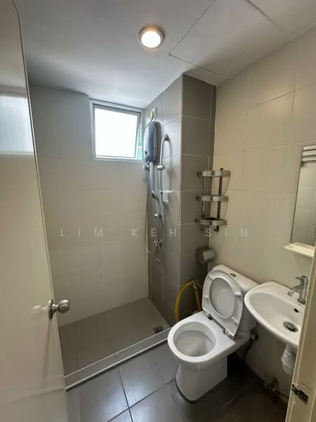Condominium for Rent at Elit Heights @ Bayan City - Lim Keh Sin - Bathroom - PropertyGuru.com.my