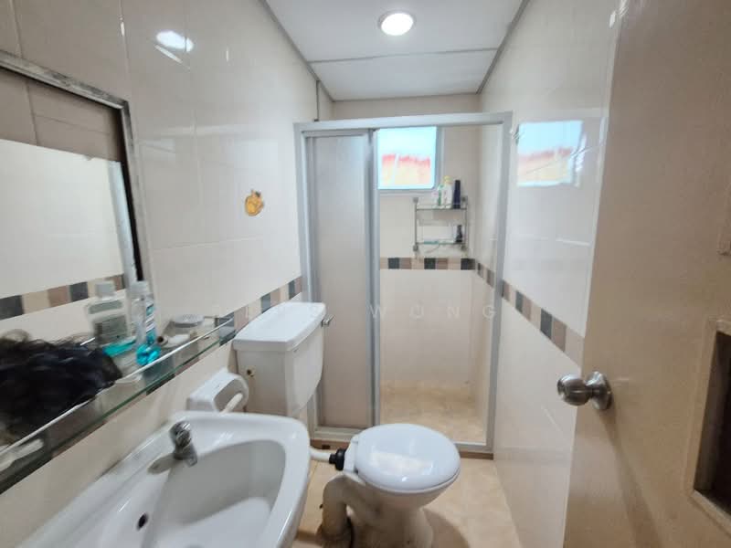 Pangsapuri untuk Disewa di Bistari Impian Apartment - Bess Wong - Bathroom - PropertyGuru.com.my