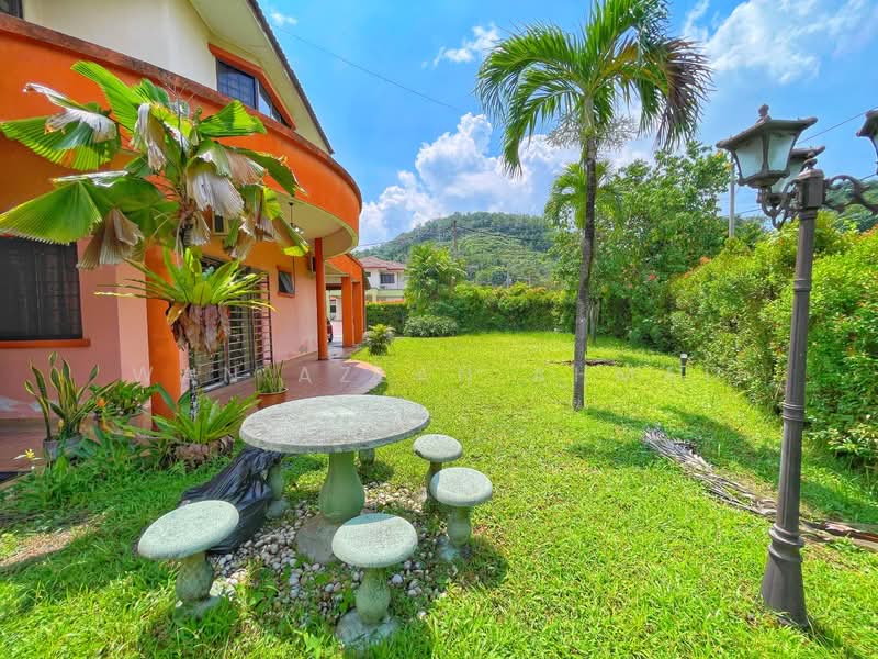 Rumah Banglo untuk Dijual di Seremban (Negeri Sembilan) - Wan Azlan Ahmad - Exterior - PropertyGuru.com.my