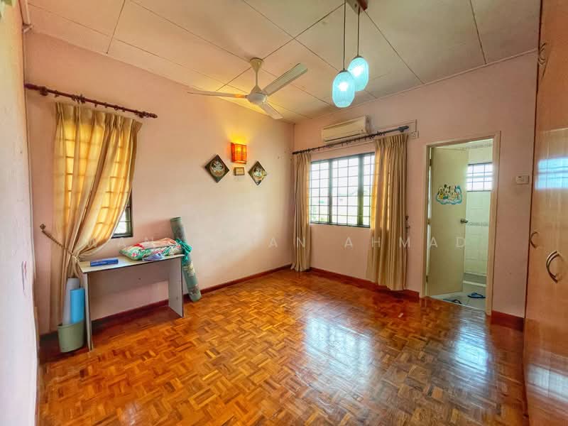 Rumah Banglo untuk Dijual di Seremban (Negeri Sembilan) - Wan Azlan Ahmad - PropertyGuru.com.my
