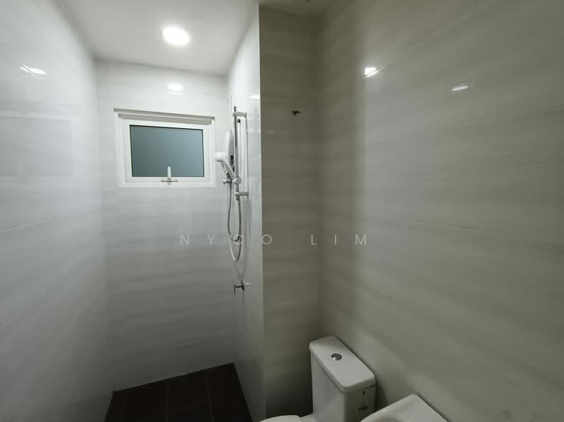 Condominium for Rent at Lavender Residences - Nyco Lim - Bathroom - PropertyGuru.com.my