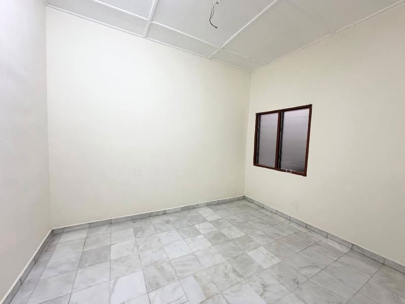 1-storey Terraced House for Sale in Taman Ungku Tun Aminah (Skudai) - Simpson Poh - Interior - PropertyGuru.com.my