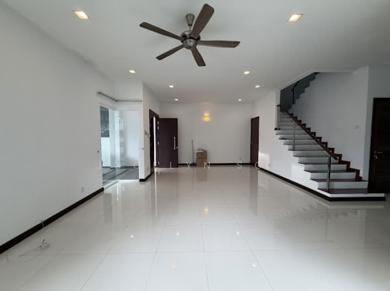 Rumah Berkembar untuk Dijual di Beverly Heights (Ampang) - Jocelyn Soo - Living Room - PropertyGuru.com.my