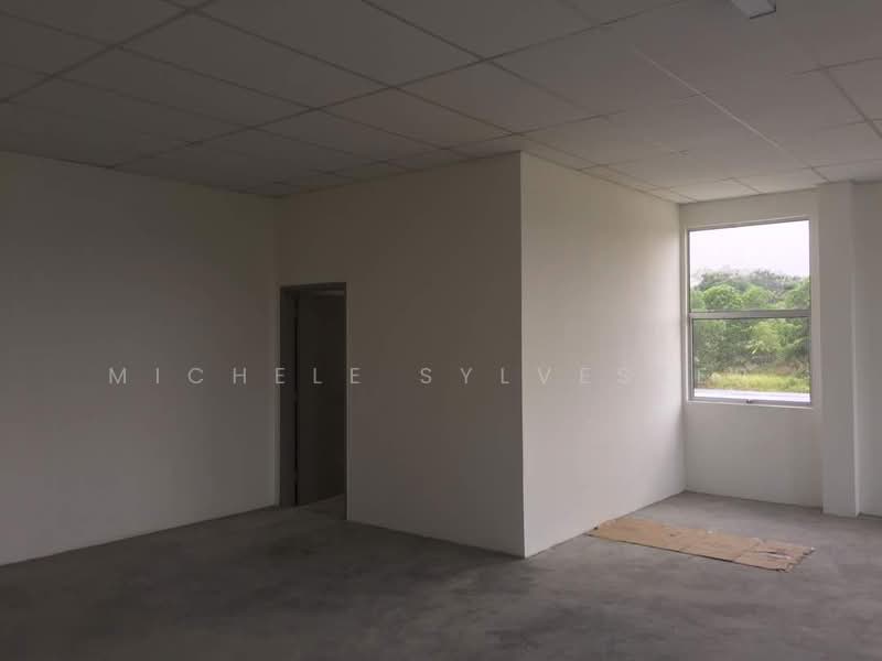 Cluster Factory for Rent in Taman Desa Cemerlang (Ulu Tiram) - Michele Sylvester - Interior - PropertyGuru.com.my