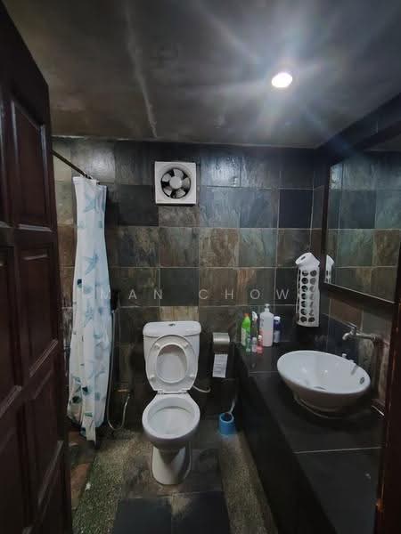 1-storey Terraced House for Sale in Sri Petaling (Kuala Lumpur) - MAN CHOW - Bathroom - PropertyGuru.com.my