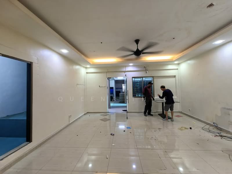 Kedai / Pejabat untuk Disewa di Taman Pasir Putih (Pasir Gudang) - Queena Thye - Living Room - PropertyGuru.com.my