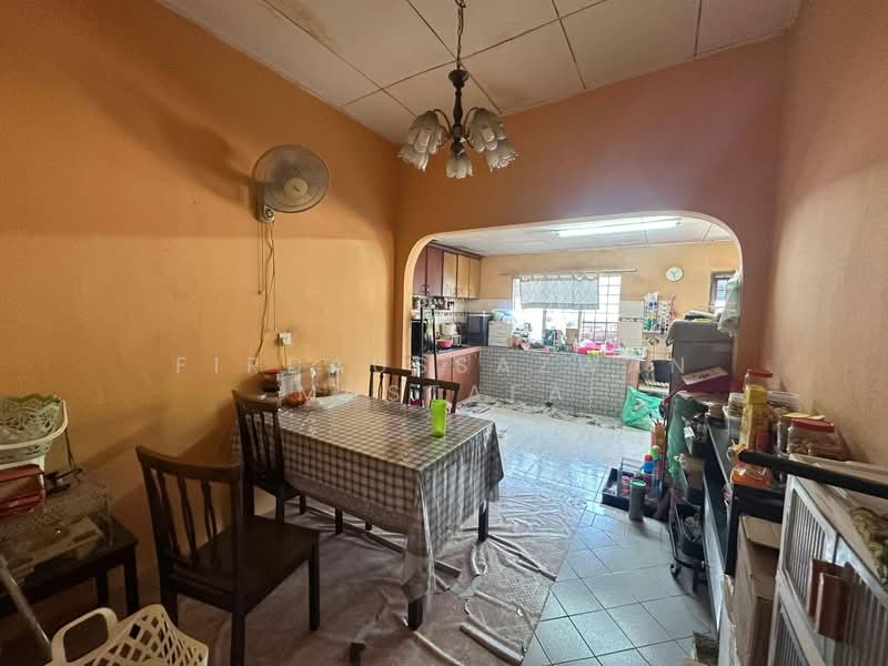 1-storey Terraced House for Sale in Bandar Tasik Puteri (Rawang) - Firdaussazwan Mustafa - Dining Room - PropertyGuru.com.my