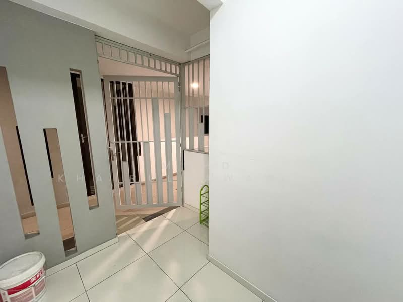 Servis Apartment untuk Dijual di Emira Residence - Muhd Khairulnawawi Kamaruddin - Entrance - PropertyGuru.com.my