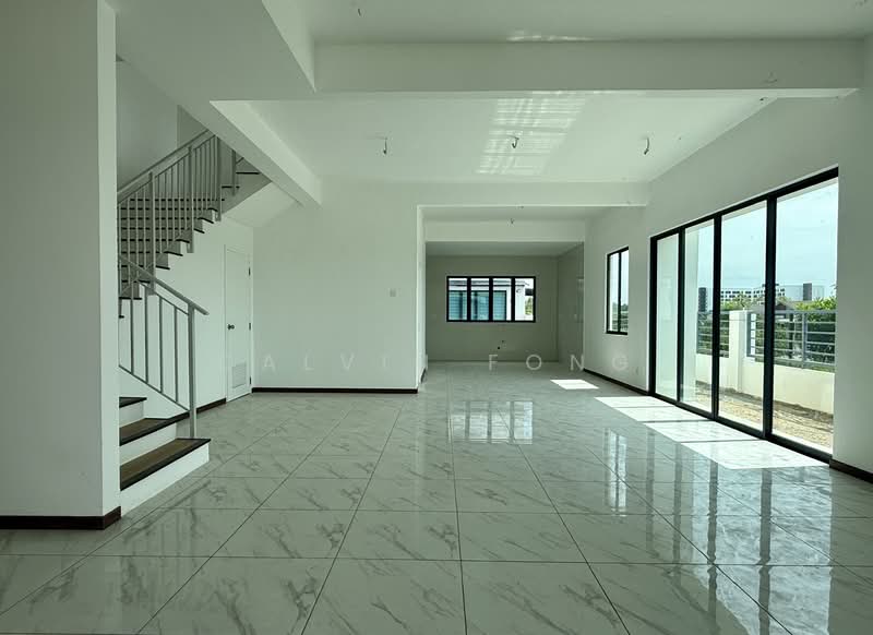 2-storey Terraced House for Sale in Bukit Banyan (Sungai Petani) - Calvin Fong - Spacious living and dining area - PropertyGuru.com.my
