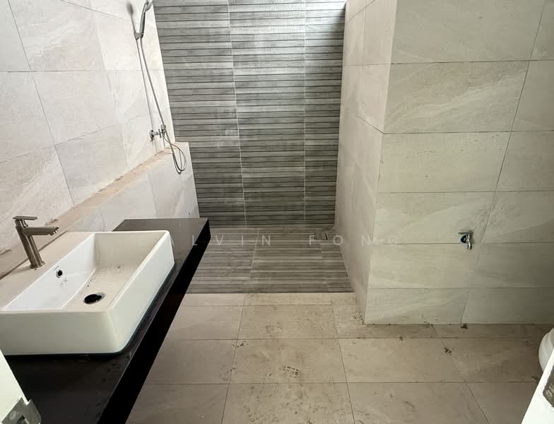 2-storey Terraced House for Sale in Bukit Banyan (Sungai Petani) - Calvin Fong - Master bedroom attached bathroom - PropertyGuru.com.my