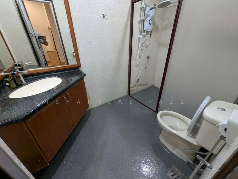 Rumah Teres 2 Tingkat untuk Dijual di Kota Damansara (Selangor) - Isfarizal fazz - Bathroom - PropertyGuru.com.my