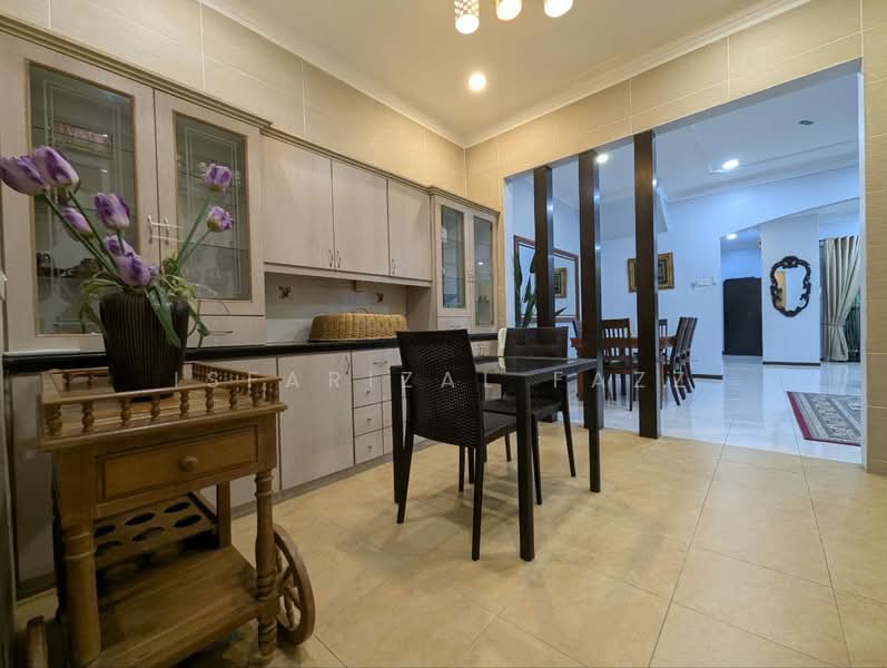 Rumah Teres 2 Tingkat untuk Dijual di Kota Damansara (Selangor) - Isfarizal fazz - Kitchen - PropertyGuru.com.my