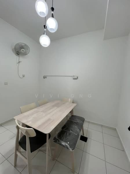 Rumah Teres 2 Tingkat untuk Disewa di Taman Setia Indah (Tebrau) - Vivi Ong - Dining Room - PropertyGuru.com.my