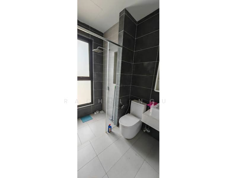 Service Residence for Rent at Le Pavillion - Rachel Ngu - Bathroom - PropertyGuru.com.my