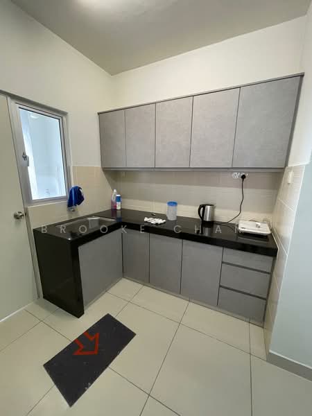 Servis Apartment untuk Dijual di Maxim Residences - Brooke Chang - Kitchen - PropertyGuru.com.my