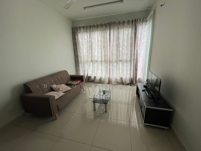 Servis Apartment untuk Dijual di Maxim Residences - Brooke Chang - Living Room - PropertyGuru.com.my