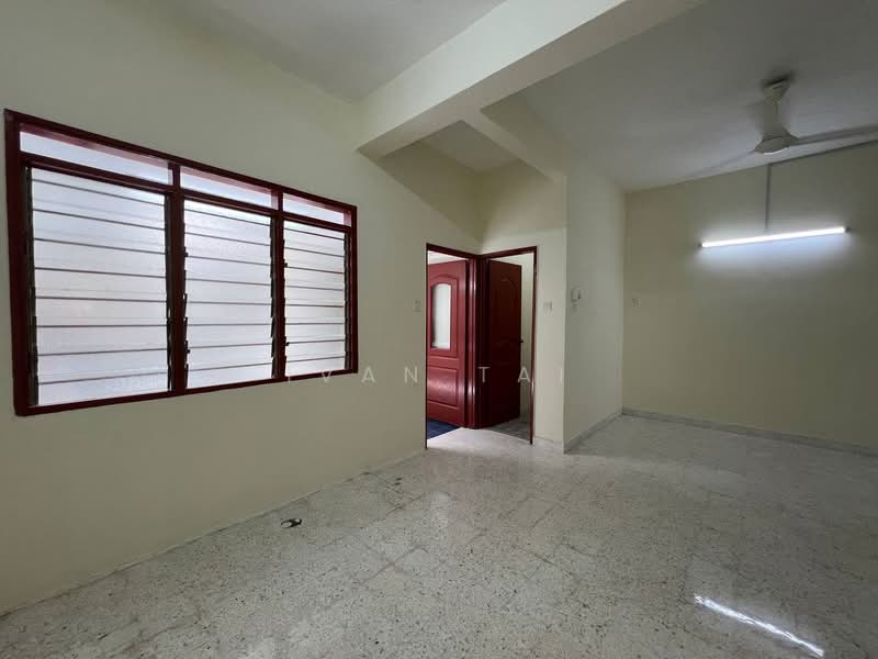 Rumah Teres 2 Tingkat untuk Dijual di Ipoh Garden (Ipoh) - Ivan Tai - Interior - PropertyGuru.com.my