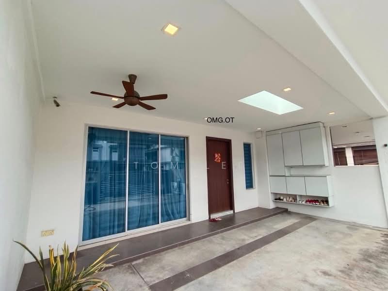 2-storey Terraced House for Sale in Ambang Botanic (Klang) - Tom Lee - Entrance - PropertyGuru.com.my