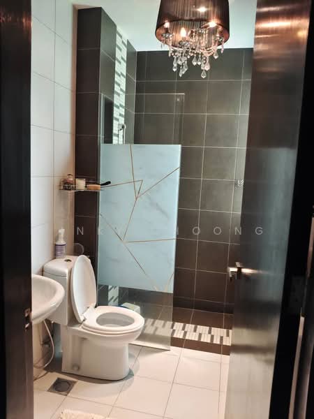 Bungalow for Rent in Valencia (Sungai Buloh) - Pinky Choong - Bathroom - PropertyGuru.com.my