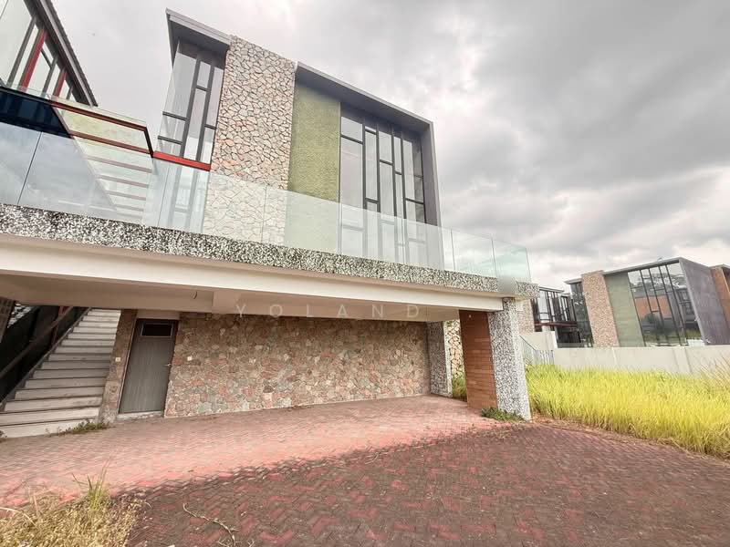 Semi-Detached House for Sale in Johor Bahru (Johor) - Yoland . - Exterior - PropertyGuru.com.my