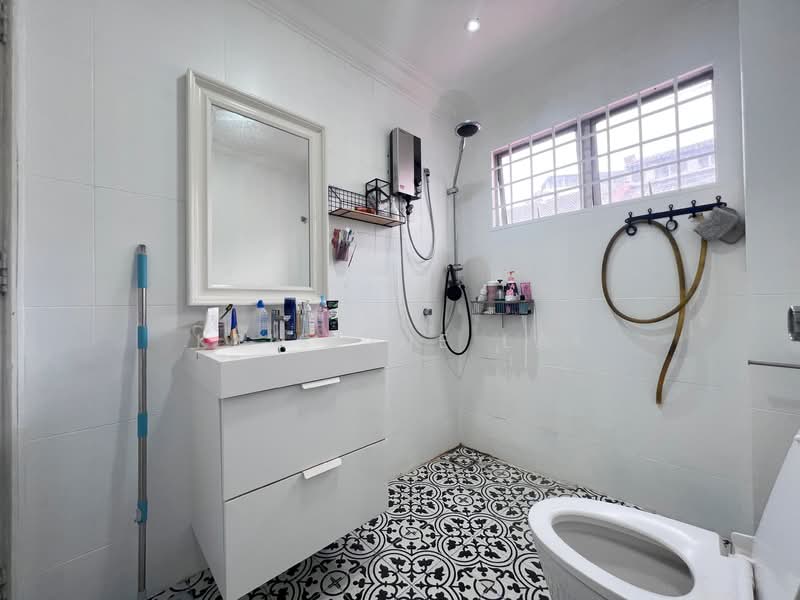 2-storey Terraced House for Sale in Bandar Tun Hussein Onn (Cheras) - Kristine Lai - Bathroom - PropertyGuru.com.my