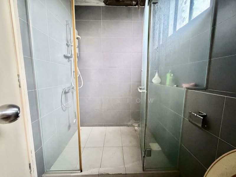 Apartment for Sale at Mewah View Luxurious Apartments - Eva Siow - Bathroom - PropertyGuru.com.my