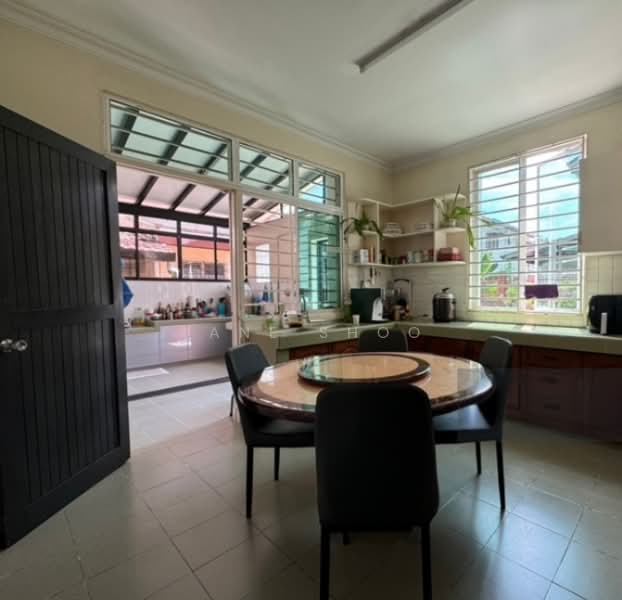 Rumah Berkembar untuk Dijual di Taman Overseas Union (Taman Oug) (Jalan Klang Lama (Old Klang Road)) - Jane Shoo - Kitchen - PropertyGuru.com.my