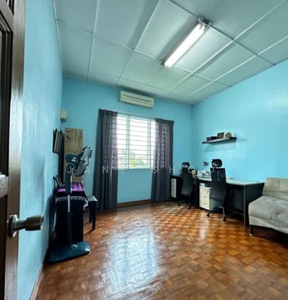 Rumah Berkembar untuk Dijual di Taman Overseas Union (Taman Oug) (Jalan Klang Lama (Old Klang Road)) - Jane Shoo - Study - PropertyGuru.com.my