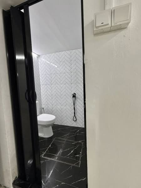 Rumah Teres 1 Tingkat untuk Disewa di Taman Greenwood (Batu Caves) - Hasniza Ibrahim - Bathroom - PropertyGuru.com.my