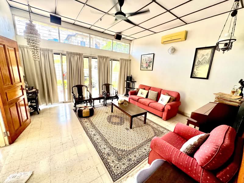 Bungalow for Sale in Seksyen 12 (Shah Alam) - Azizol . - Living Room - PropertyGuru.com.my