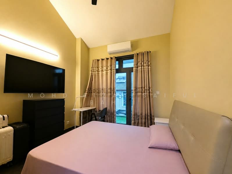 2-storey Terraced House for Sale in Denai Alam (Shah Alam) - Mohd Aizat Saiful Bahri - Bedroom - PropertyGuru.com.my