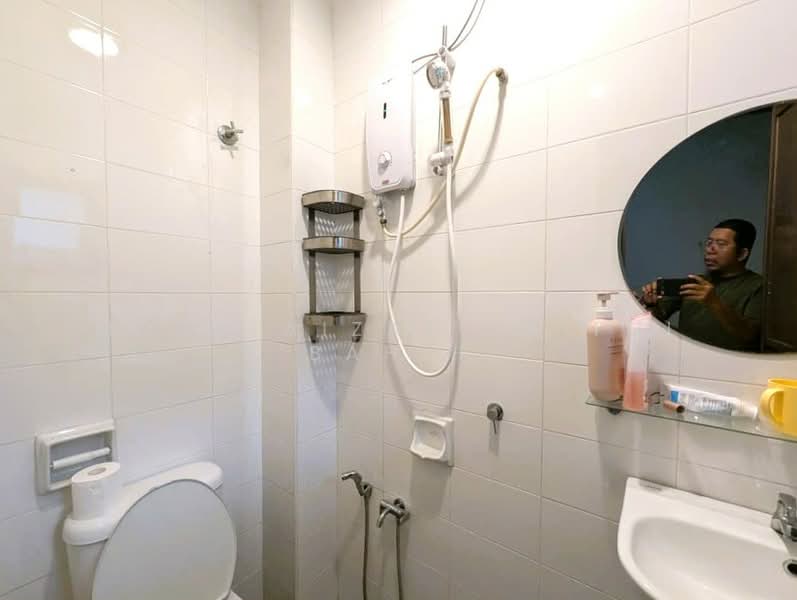 2-storey Terraced House for Sale in Denai Alam (Shah Alam) - Mohd Aizat Saiful Bahri - Bathroom - PropertyGuru.com.my