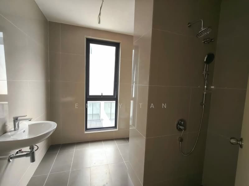 Rumah Teres 3.5 Tingkat untuk Disewa di Damansara Perdana (Selangor) - Emily Tan - Bathroom - PropertyGuru.com.my