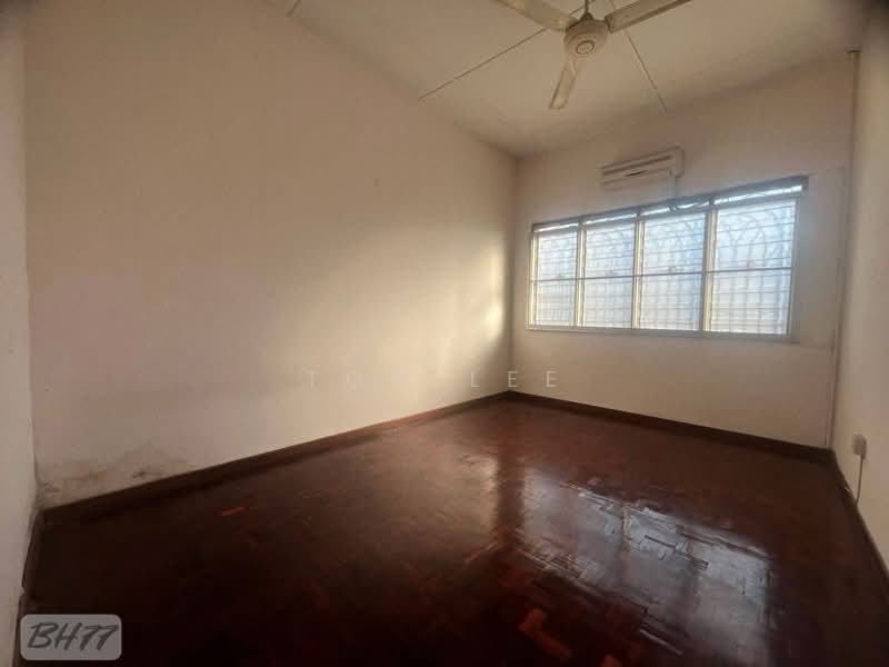 2-storey Terraced House for Sale in Taman Gembira (Klang) - Tom Lee - PropertyGuru.com.my