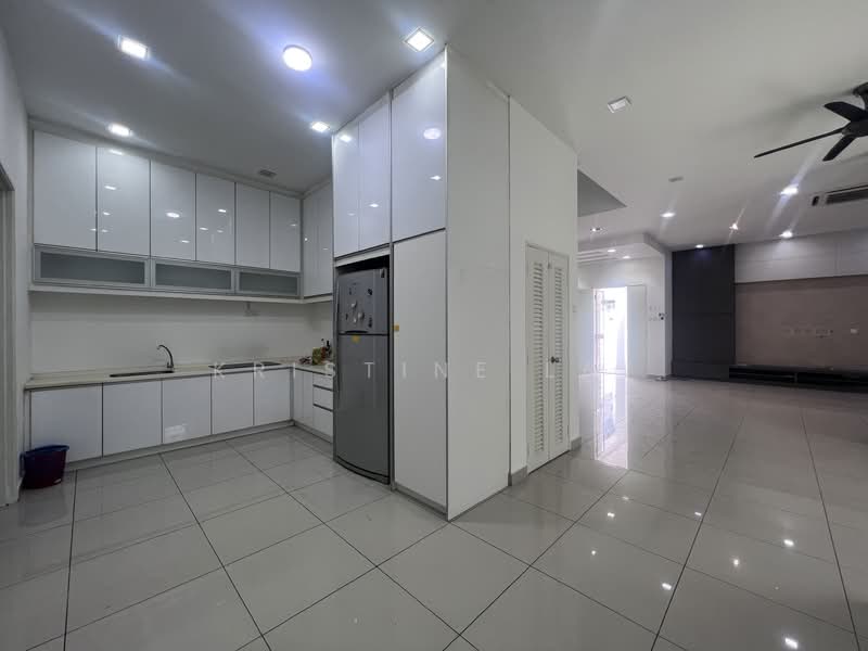 Rumah Berkembar untuk Dijual di Cheras (Selangor) - Christine Lai - Kitchen - PropertyGuru.com.my