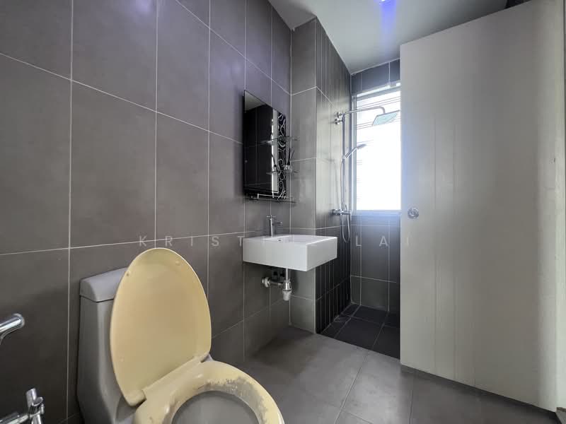 Rumah Berkembar untuk Dijual di Cheras (Selangor) - Christine Lai - Bathroom - PropertyGuru.com.my