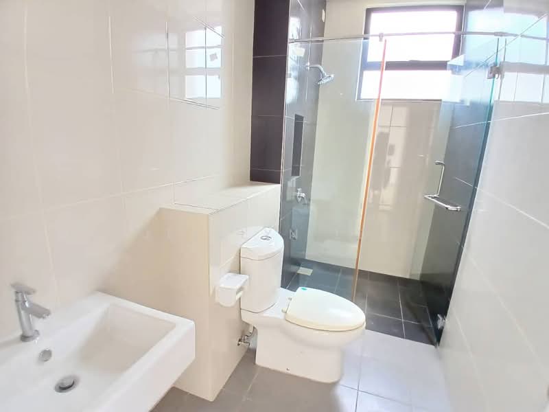 Semi-Detached House for Sale in Setia Ecohill (Semenyih) - Jesslyn Lee - Bathroom - PropertyGuru.com.my