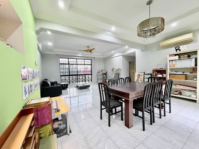 Apartment for Sale at Mewah View Luxurious Apartments - Edwin Dass - Living Room - PropertyGuru.com.my