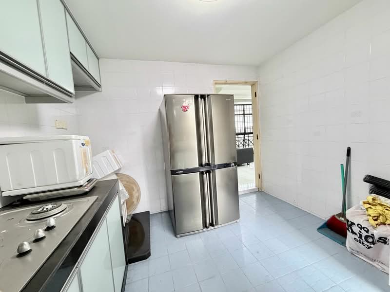 Apartment for Sale at Mewah View Luxurious Apartments - Edwin Dass - Kitchen - PropertyGuru.com.my