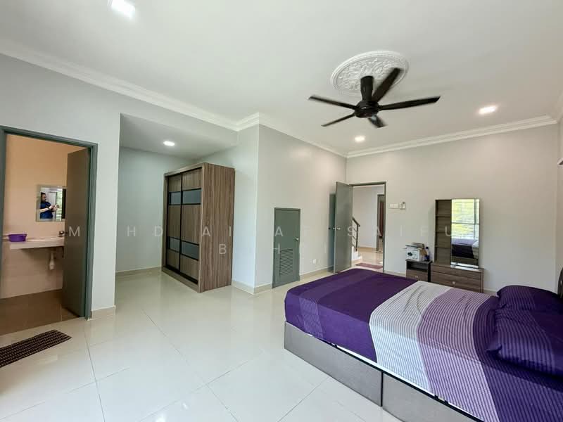 Rumah Teres 3 Tingkat untuk Dijual di Kajang (Selangor) - Mohd Aizat Saiful Bahri - Bedroom - PropertyGuru.com.my