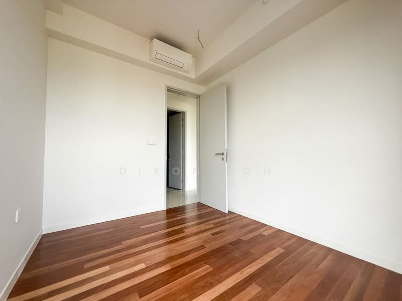 Servis Apartment untuk Disewa di Edelweiss @ Tropicana Gardens - Dixon Loh - Second Bedroom - PropertyGuru.com.my