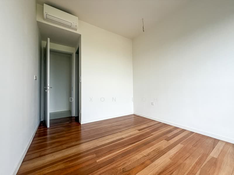 Servis Apartment untuk Disewa di Edelweiss @ Tropicana Gardens - Dixon Loh - Master Bedroom - PropertyGuru.com.my