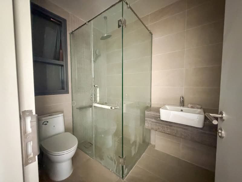 Servis Apartment untuk Disewa di Edelweiss @ Tropicana Gardens - Dixon Loh - Bathroom - PropertyGuru.com.my