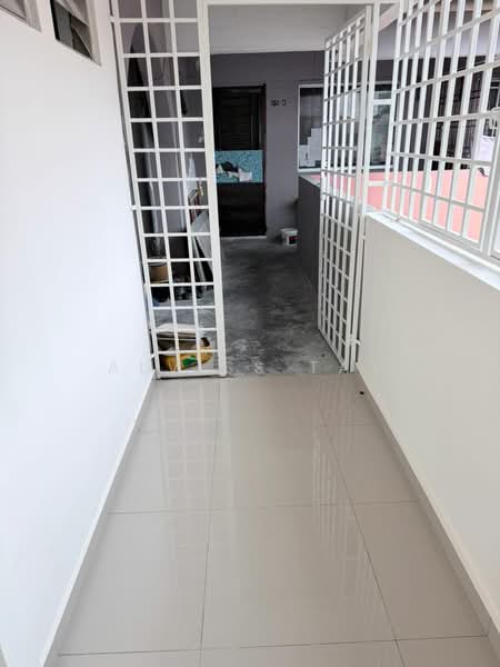 Rumah Flat untuk Dijual di Flat Taman Rinting - Alviss Tay - Exterior - PropertyGuru.com.my