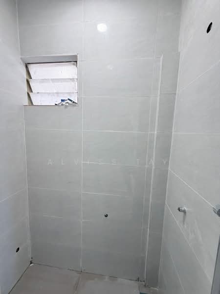 Rumah Flat untuk Dijual di Flat Taman Rinting - Alviss Tay - Bathroom - PropertyGuru.com.my