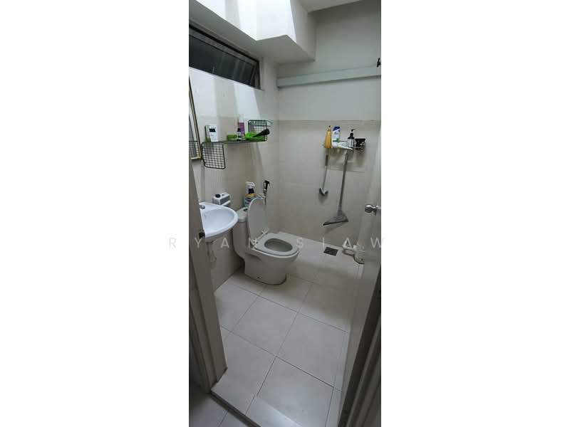Servis Apartment untuk Dijual di Avelon Tower @ Plaza Medan Putra - Ryan Siaw - Bathroom - PropertyGuru.com.my