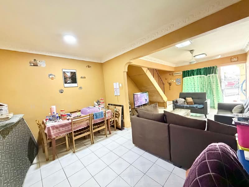 Rumah Teres 2 Tingkat untuk Dijual di Seksyen 25 (Shah Alam) - Noor Aini Bt Ayob - PropertyGuru.com.my