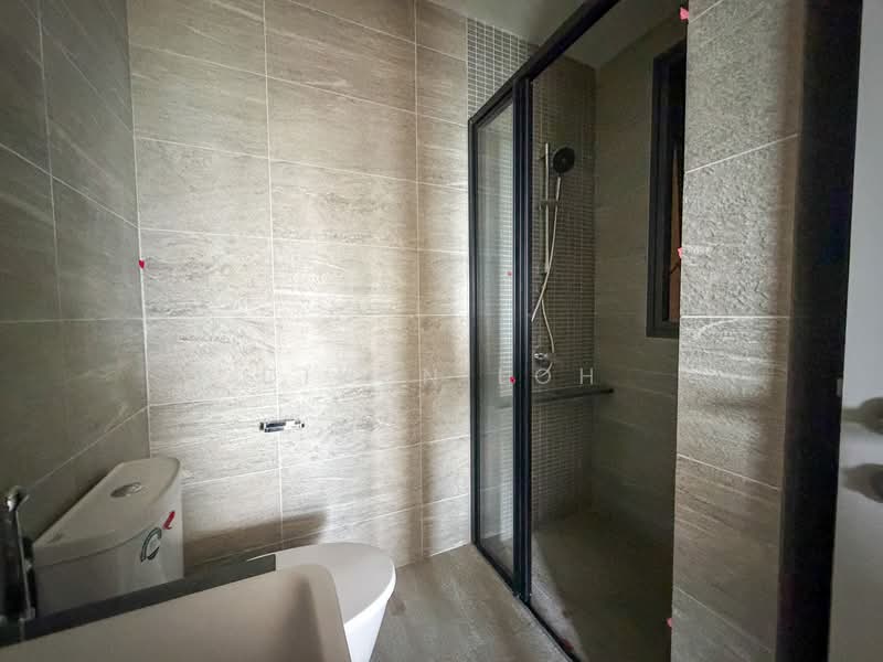 Service Residence for Sale at Edelweiss @ Tropicana Gardens - Dixon Loh - Bathroom - PropertyGuru.com.my