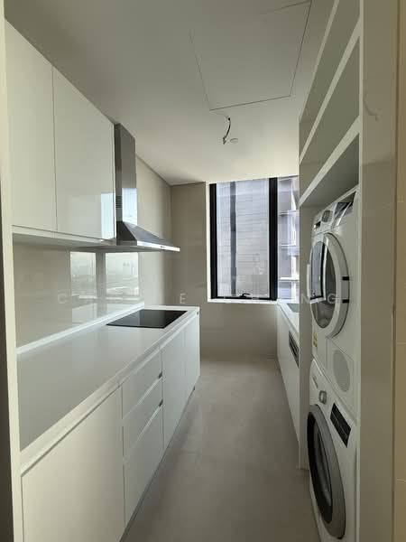 Kediaman Servis untuk Dijual di Regent Suites @ Pavilion Damansara Heights - Carrie Cheng - Kitchen - PropertyGuru.com.my