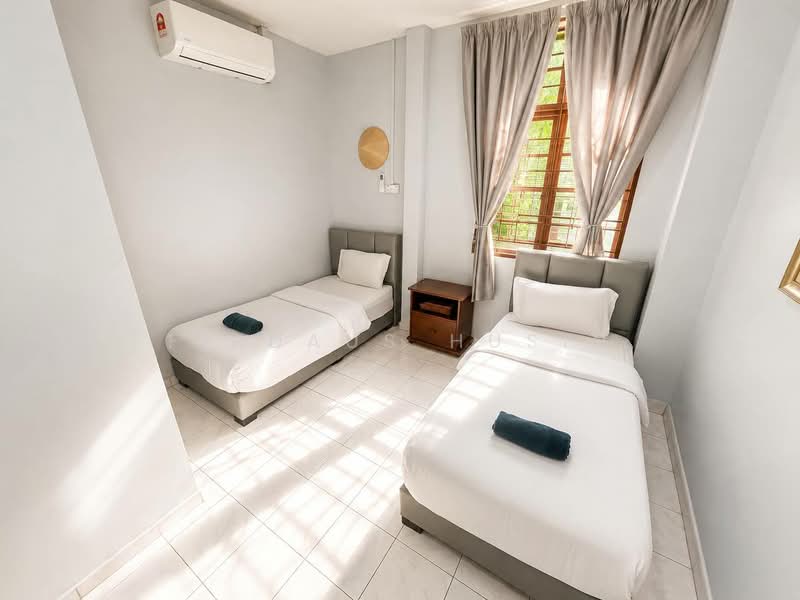 Rumah Teres 2 Tingkat untuk Dijual di Seksyen 5 (Kota Damansara) - Firdaus Husin - Bedroom - PropertyGuru.com.my
